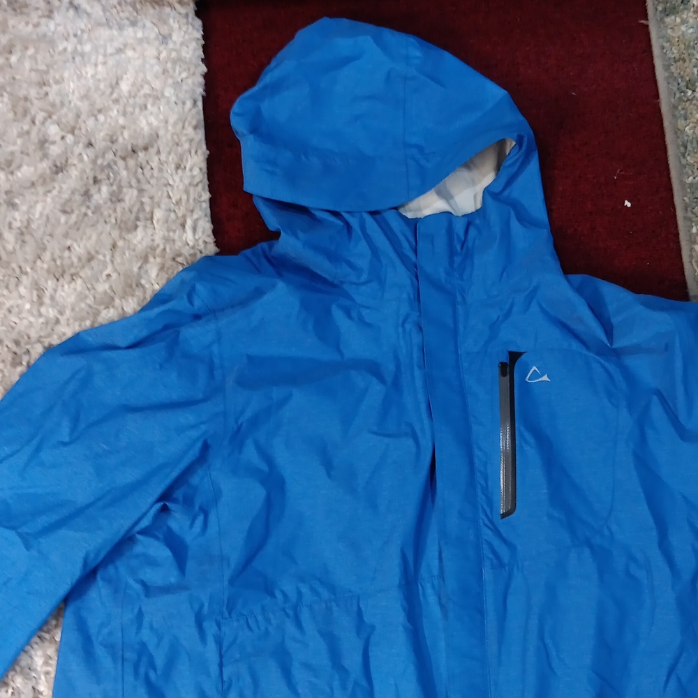 Blue raincoat - Picture 5 of 6